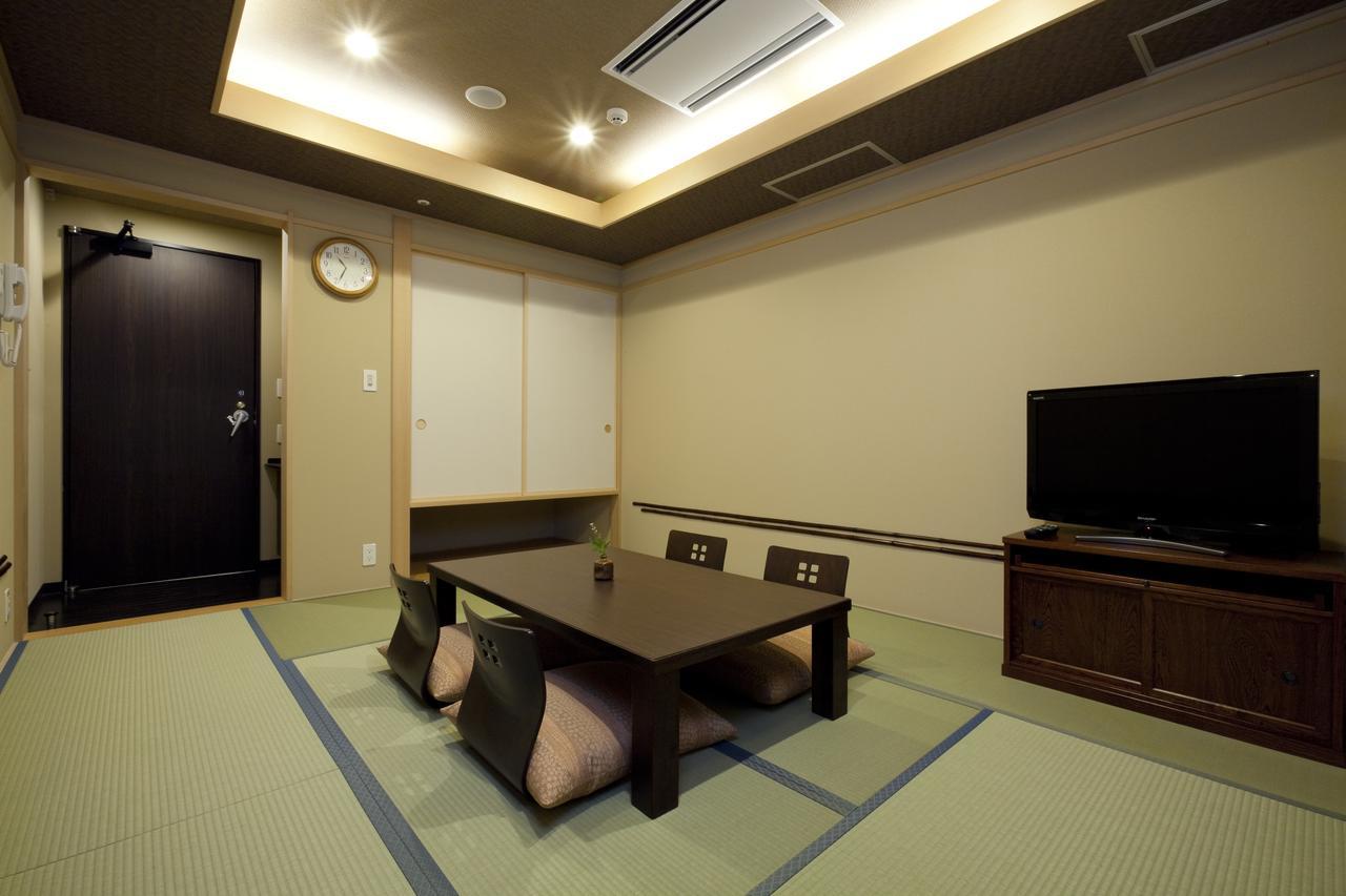 Hotel Yokohama Minatomirai Manyo Club Exterior foto
