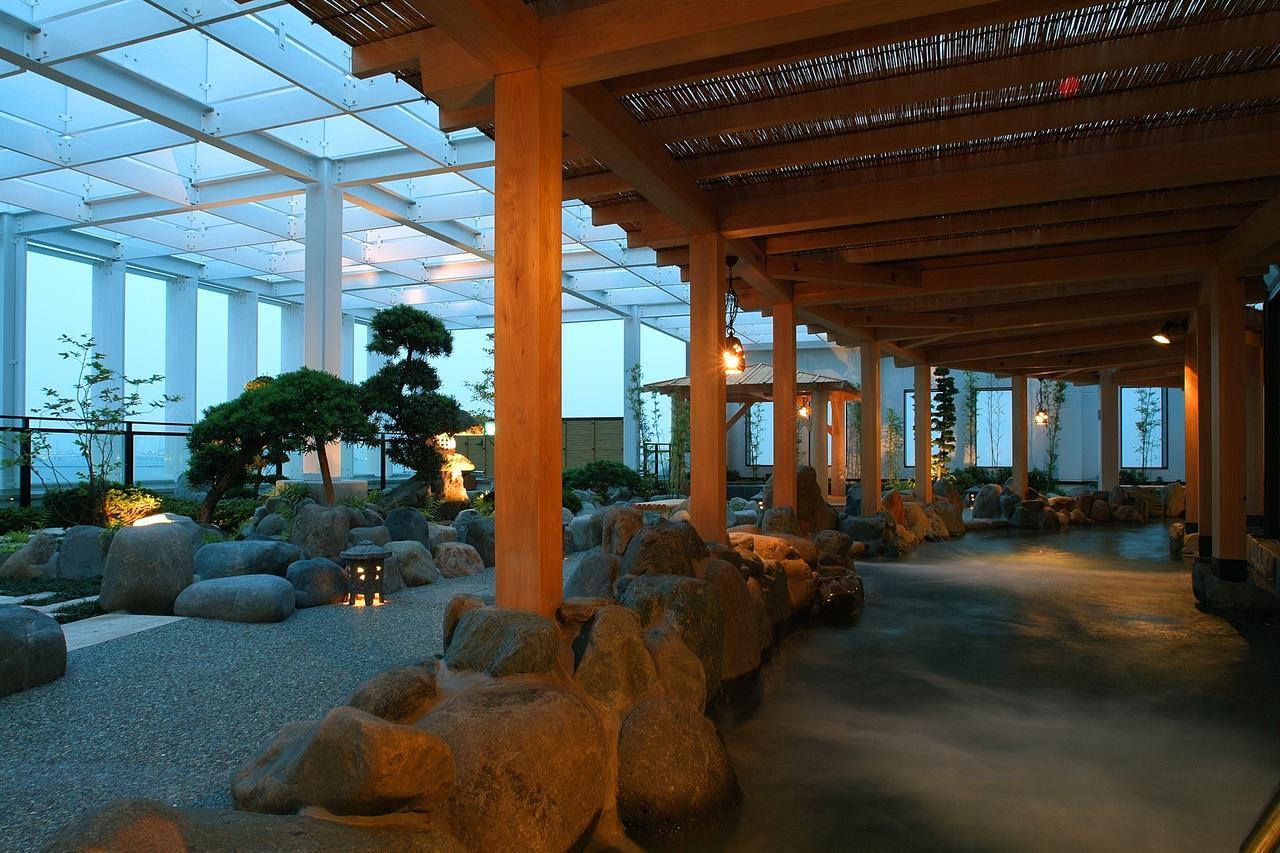 Hotel Yokohama Minatomirai Manyo Club Exterior foto